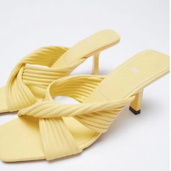 Yellow Sandals - Picture 2 of 3